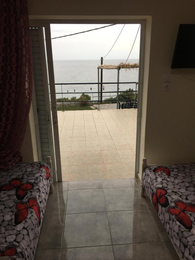 Villa Leonidas Koutsoupia Kokkino Nero Exterior foto