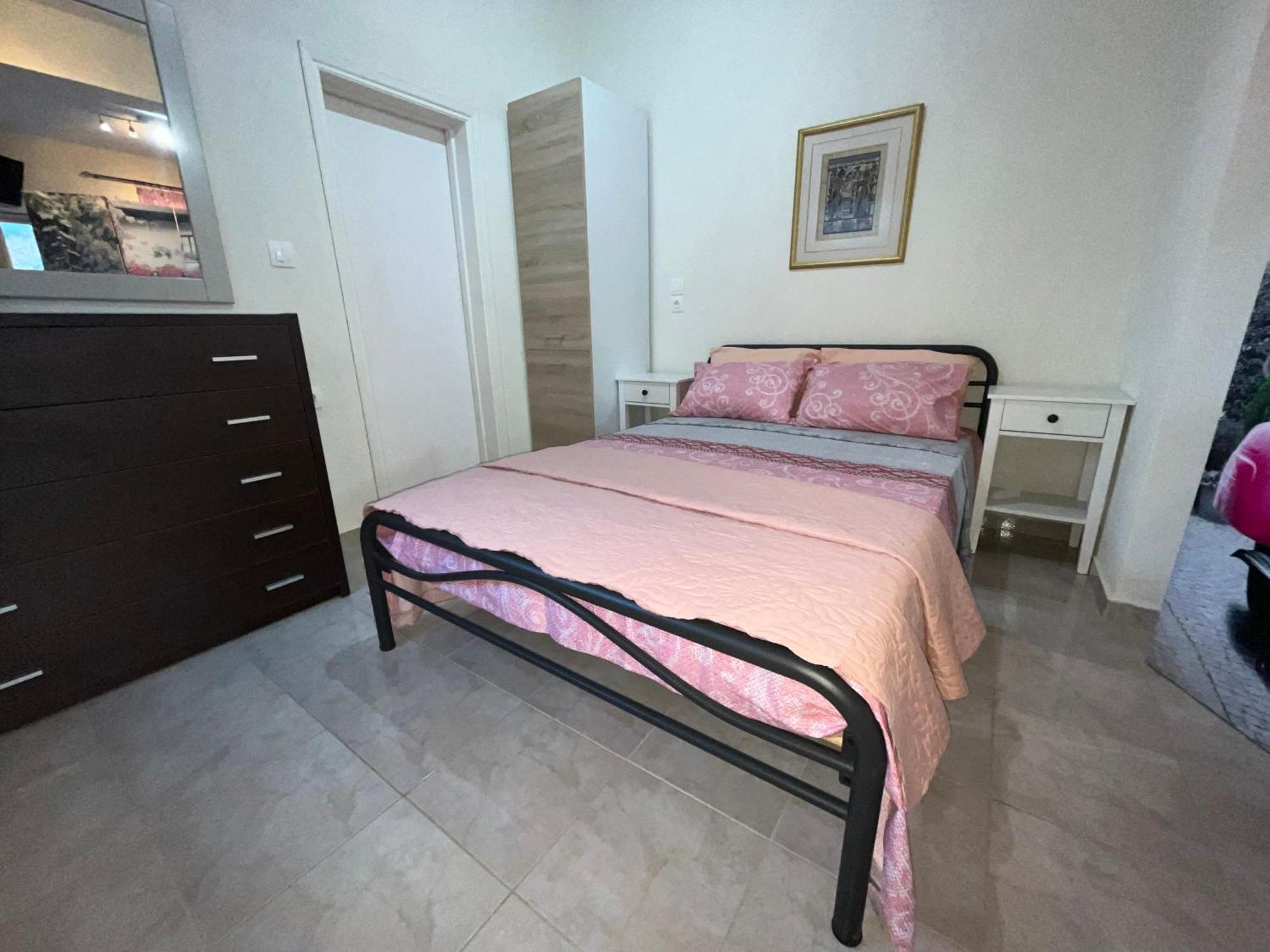Villa Leonidas Koutsoupia Kokkino Nero Quarto foto